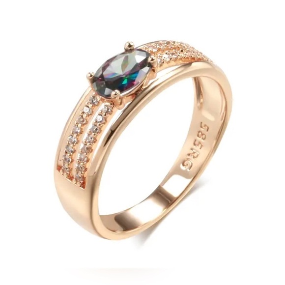 NEW Rose Gold Pave Crystal Ring - Picture 5 of 5